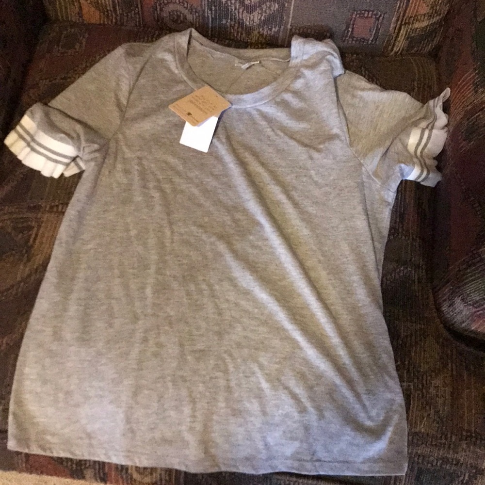 Gray shirt